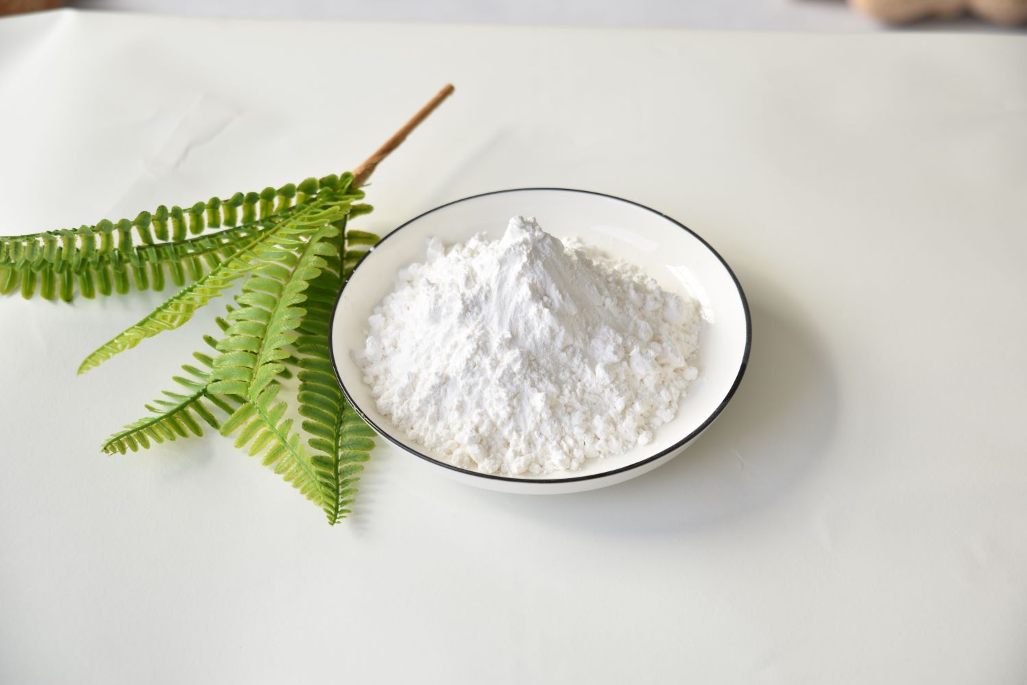 मानिस द्वारा संश्लेषित पहिलो सार: vanillin
